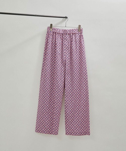 SALON adam et rope'（サロン アダム エ ロペ）の「【LIBERTY】【セットアップ対応・洗える】リバティプリントイージーリラックスパンツ（その他パンツ・レディース・ピンク/ブラウン/ブラック・FREE）」の15枚目の写真