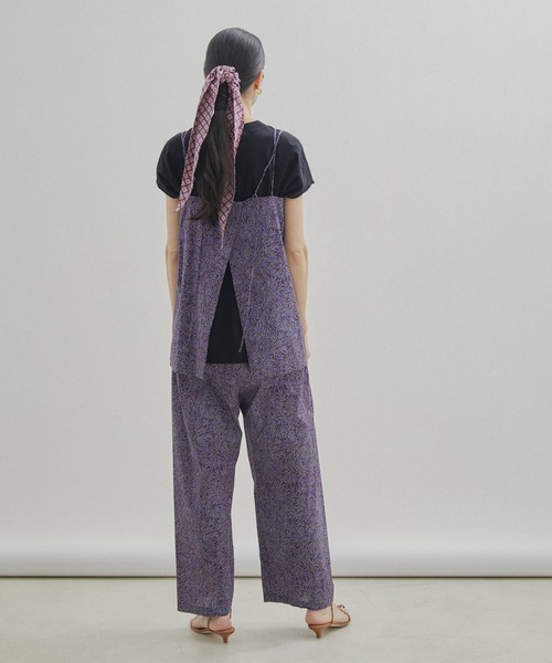 SALON adam et rope'（サロン アダム エ ロペ）の「【LIBERTY】【セットアップ対応・洗える】リバティプリントイージーリラックスパンツ（その他パンツ・レディース・ピンク/ブラウン/ブラック・FREE）」の18枚目の写真