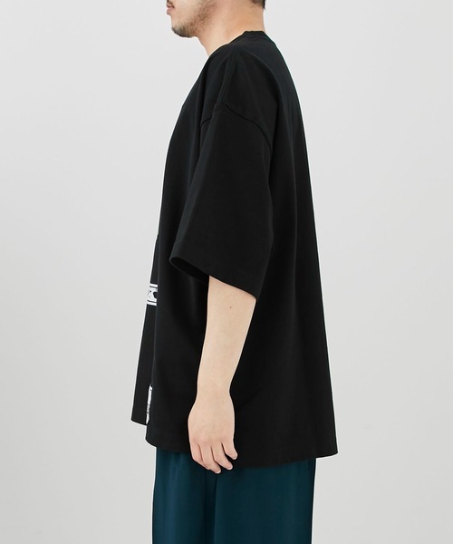 Maison MIHARA YASUHIRO（メゾンミハラヤスヒロ）の「【MIHARAYASUHIRO/ミハラヤスヒロ】BLAKEY printed Tee/ブレイキープリントTEE（Tシャツ/カットソー・メンズ・ブラック・44/46/48）」の9枚目の写真