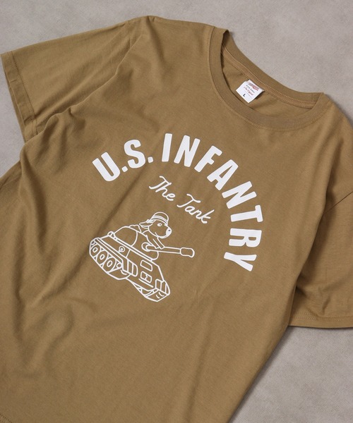 ACE(エース)の「ACE USA コットン 半袖 Tシャツ(Tシャツ/カットソー・メンズ・カーキ/ブラック/ホワイト系その他5/ブラック系その他3/ネイビー系2/ブラック系その他/グリーン系その他/ブルー系その他/グレー系その他2/グレー系その他/ホワイト系その他2/サックスブルー/ホワイト系その他4/ネイビー系1/ネイビー系/オフホワイト/ホワイト/モカ/ブラック系その他2/ネイビー/グレイッシュベージュ/ホワイト系その他3/ネイビー系3/ホワイト系その他6/ピンクベージュ/ブルー系その他2/ライトオレンジ系/ホワイト系その他7/レッド/グレー系その他3/グリーン系その他2/ネイビー系4/ブラック系その他4/オレンジ/サックスブルー系/ライトカーキ/ピンク系/ホワイト系/ネイビー系5/ホワイト系1・LL/L/M/S)」の19枚目の写真