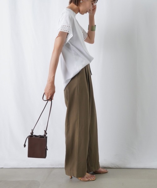 LUCA/LADY LUCK LUCA(ルカ/レディラックルカ)の「LC/LLL レース袖カットソー / クルーネックレース袖Tシャツ(Tシャツ/カットソー・レディース・ブラック/ホワイト・FREE)」の6枚目の写真