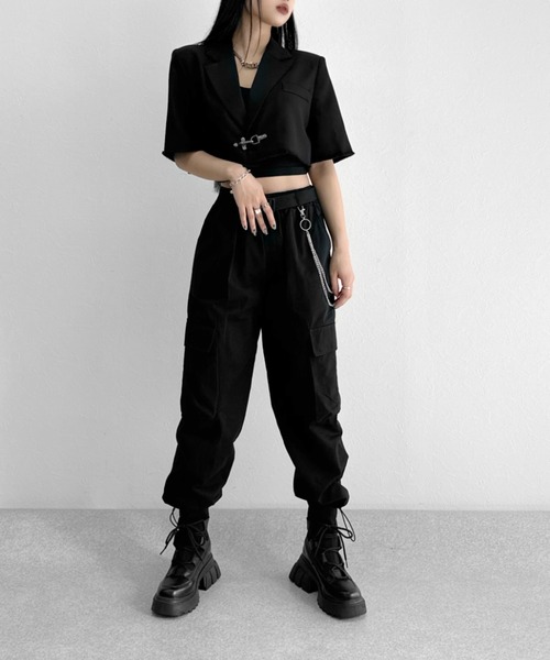 LVEU.（ラブユ.）の「【LVEU.】バックルベルトチェーンカーゴパンツ / ボトムス パンツ カーゴ ワーク チェーン バックル ベルト ワイド ルーズ メンズライク ストリート ブラック（カーゴパンツ・レディース・ブラック・FREE）」の5枚目の写真