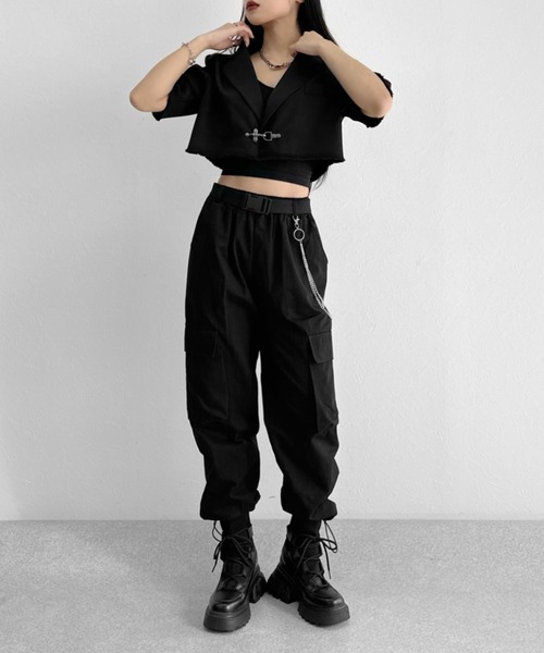 LVEU.（ラブユ.）の「【LVEU.】バックルベルトチェーンカーゴパンツ / ボトムス パンツ カーゴ ワーク チェーン バックル ベルト ワイド ルーズ メンズライク ストリート ブラック（カーゴパンツ・レディース・ブラック・FREE）」の6枚目の写真