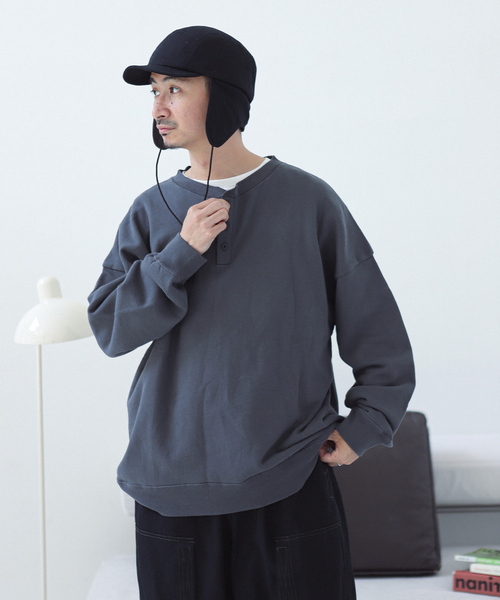 JOURNAL STANDARD relume（ジャーナルスタンダード　レリューム）の「CALIFORNIA UPCYCLE ヘンリーネックスウェット（スウェット・メンズ・ブラック系その他/アイボリー/ライトグレー・LARGE/MEDIUM）」の3枚目の写真