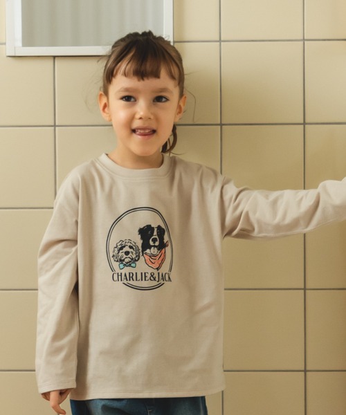 pairmanon（ペアマノン）の「【かぞくおそろい】シンプル ロゴ イラスト グラフィック 長袖 ロンT（Tシャツ/カットソー・キッズ・ベージュ系その他3/テラコッタ/ホワイト系その他/ブラウン系その他/ブルー系その他3/イエロー系その他/ホワイト系その他3/ベージュ系その他/ホワイト系その他2/ベージュ系その他4/ブラック系その他/ミント/ブルー系その他/パープル系その他2/ブラック系その他2/ピンク系その他/ベージュ系その他2/パープル系その他/ブラック系その他3/ブラック系その他5・100/140/120/110/150/90/130/80）」の11枚目の写真