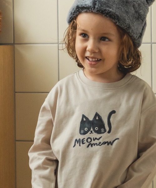 pairmanon（ペアマノン）の「【かぞくおそろい】シンプル ロゴ イラスト グラフィック 長袖 ロンT（Tシャツ/カットソー・キッズ・ベージュ系その他3/テラコッタ/ホワイト系その他/ブラウン系その他/ブルー系その他3/イエロー系その他/ホワイト系その他3/ベージュ系その他/ホワイト系その他2/ベージュ系その他4/ブラック系その他/ミント/ブルー系その他/パープル系その他2/ブラック系その他2/ピンク系その他/ベージュ系その他2/パープル系その他/ブラック系その他3/ブラック系その他5・100/140/120/110/150/90/130/80）」の14枚目の写真