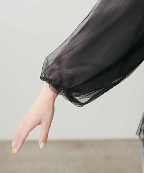 チュールバルーンブラウス