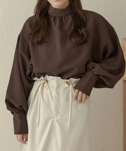 Ambre Neige（アンブルネージュ）の「【前後２WAY】ふくれジャガードブラウス／WEB/EC限定商品（シャツ/ブラウス・レディース・ダークブラウン/アイボリー/ベージュ・FREE）」の12枚目の写真