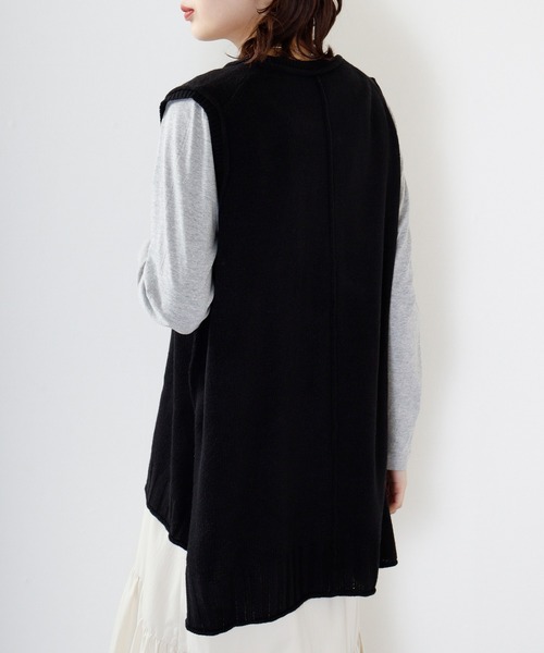 FUNALIVE（ファンアライブ）の「PAGE ONE アウトシーム＆スリット入りニットベスト（ベスト・レディース・ライトグレー/グリーン/アイボリー/ブラック/ネイビー/オレンジ/ベージュ・M-L）」の20枚目の写真