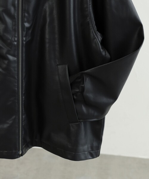 coen(コーエン)の「ビッグシルエットレザーライクジップブルゾン(ブルゾン・メンズ・ブラック・M/L/XL)」の10枚目の写真