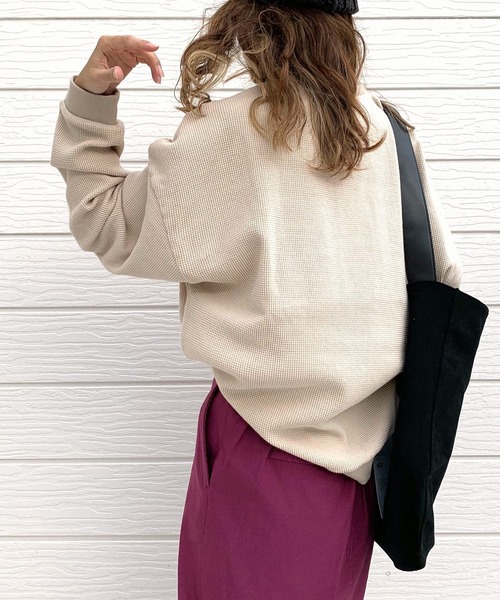 Q（キュー）の「ワッフルボリュームトップス（Tシャツ/カットソー・レディース・ピンク/チャコールグレー/ベージュ/ブラック・MEDIUM）」の19枚目の写真