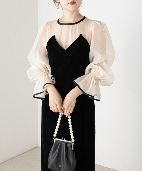 Chico（チコ）の「【SALON by Chico】パールハンドルがま口バッグ（ショルダーバッグ・レディース・ブラック/ホワイト/ブルー系その他/ブラック系その他・FREE）」の15枚目の写真