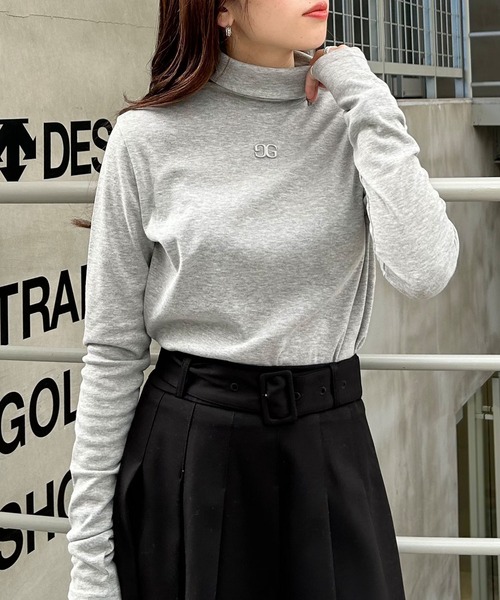 INGNI（イング）の「胸刺しゅうロゴカットタートルトップス（Tシャツ/カットソー・レディース・ブラック/その他/オフホワイト/グレー・M）」の15枚目の写真