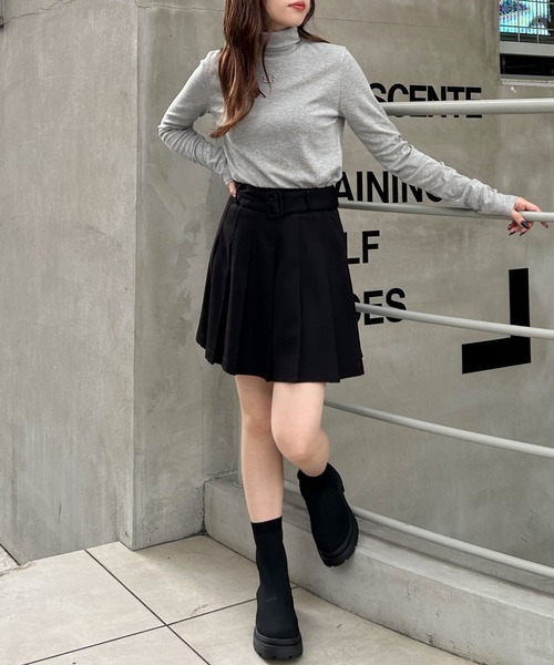 INGNI（イング）の「胸刺しゅうロゴカットタートルトップス（Tシャツ/カットソー・レディース・ブラック/その他/オフホワイト/グレー・M）」の13枚目の写真