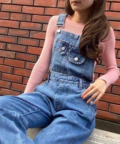 NANEA(ナネア)の「スリット入りデニムサロペット(サロペット/オーバーオール・レディース・ブルー・MEDIUM/SMALL/LARGE)」の14枚目の写真