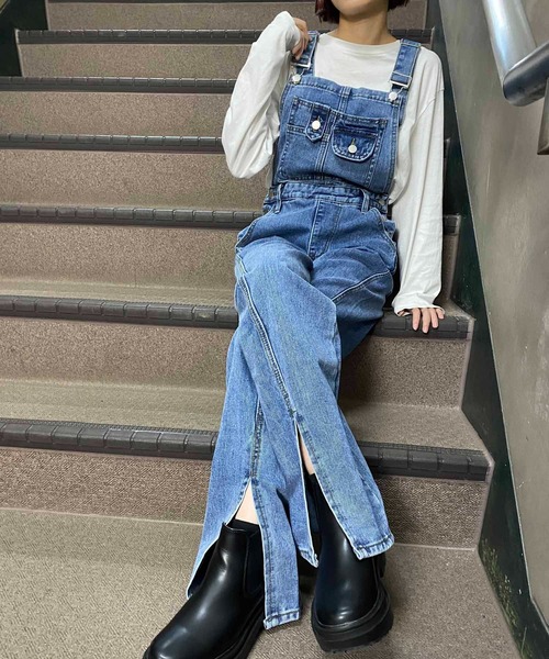 NANEA(ナネア)の「スリット入りデニムサロペット(サロペット/オーバーオール・レディース・ブルー・MEDIUM/SMALL/LARGE)」の19枚目の写真