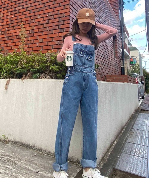 NANEA(ナネア)の「スリット入りデニムサロペット(サロペット/オーバーオール・レディース・ブルー・MEDIUM/SMALL/LARGE)」の8枚目の写真