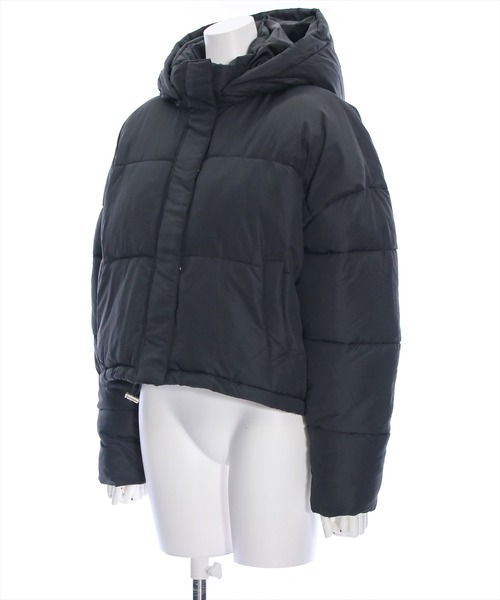 clear（クリア）の「ショート丈中綿ダウン（MA-1・レディース・ブラック/オフホワイト・F）」の3枚目の写真