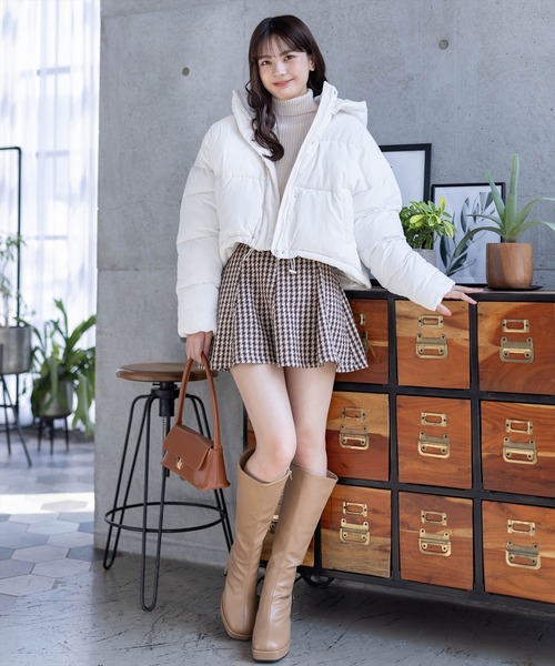 clear（クリア）の「ショート丈中綿ダウン（MA-1・レディース・ブラック/オフホワイト・F）」の19枚目の写真