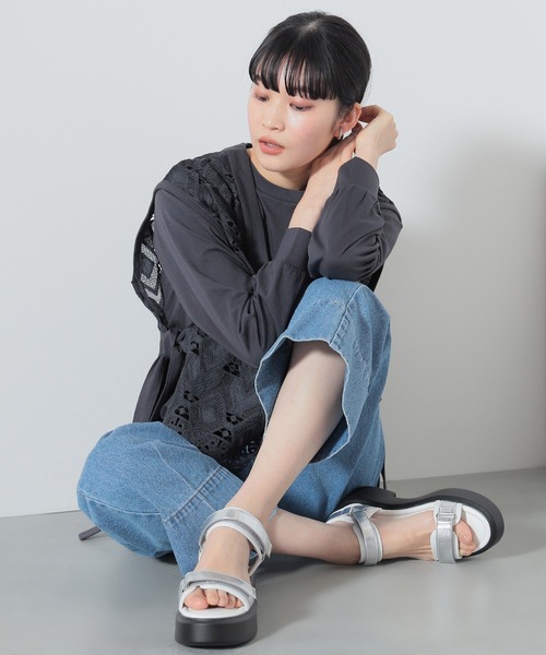 BEAMS HEART(ビームスハート)の「BEAMS HEART / 厚底 スポーツサンダル(サンダル・レディース・シルバー/ブラック/ゴールド・LARGE/MEDIUM/SMALL)」の1枚目の写真