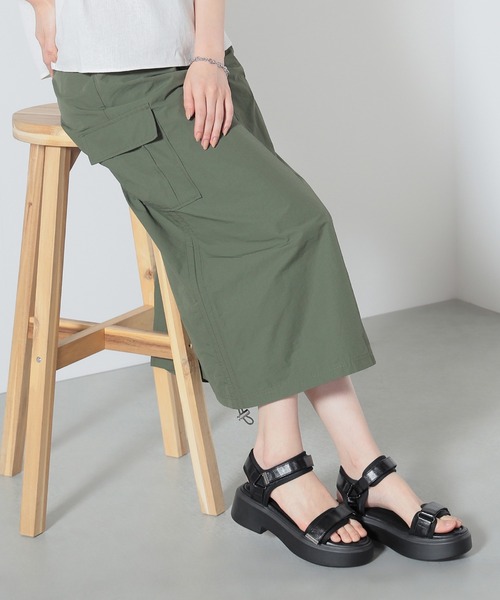 BEAMS HEART(ビームスハート)の「BEAMS HEART / 厚底 スポーツサンダル(サンダル・レディース・シルバー/ブラック/ゴールド・LARGE/MEDIUM/SMALL)」の5枚目の写真