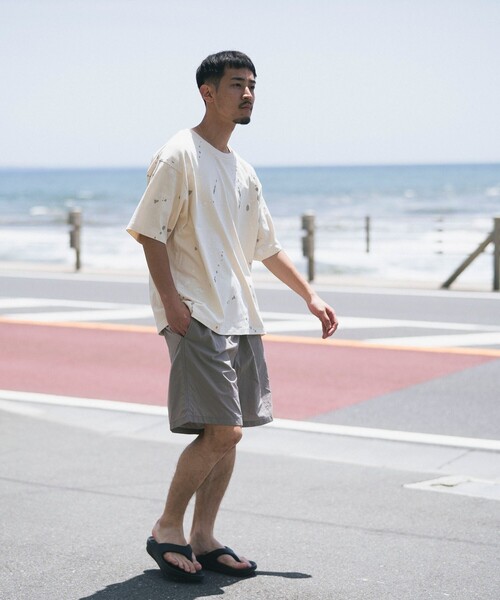 B:MING by BEAMS（ビーミングバイビームス）の「スプラッシュ プリント ショートスリーブ Tシャツ（Tシャツ/カットソー・メンズ・ホワイト系その他5/グリーン系その他・LARGE/MEDIUM/SMALL/X-LARGE）」の3枚目の写真