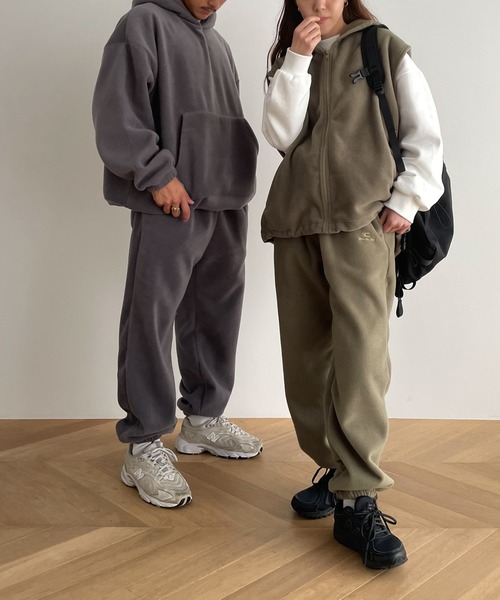 CANAL JEAN（キャナルジーン）の「choice_cnl　フリースジョガーパンツ（スウェットパンツ・レディース・グレー/ベージュ・MEDIUM/LARGE）」の3枚目の写真