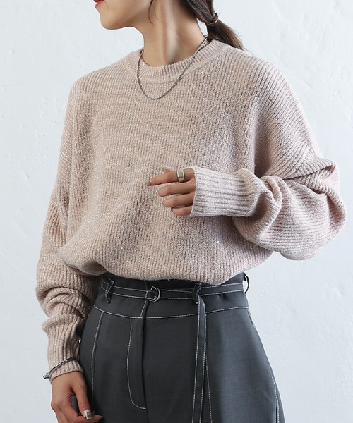 COLONY 2139（コロニートゥーワンスリーナイン）の「スパンコールラメオーバーニット（ニット/セーター・レディース・ブラック/アイボリー/グレー/ピンク・FREE）」の4枚目の写真