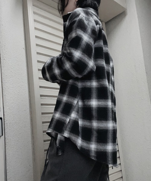 B.I.D.（ビーアイディー）の「チェックシャツ（シャツ/ブラウス・レディース・ブラック・FREE）」の4枚目の写真
