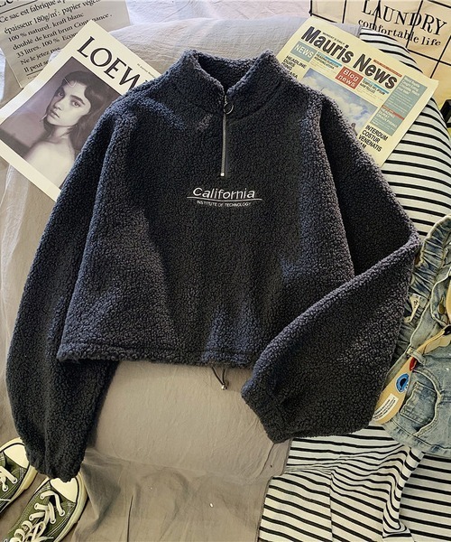 NANEA(ナネア)の「ハーフジップロゴプルオーバー(スウェット・レディース・ブラック/ベージュ/アイボリー/ブルー・X-LARGE/MEDIUM/LARGE)」の2枚目の写真