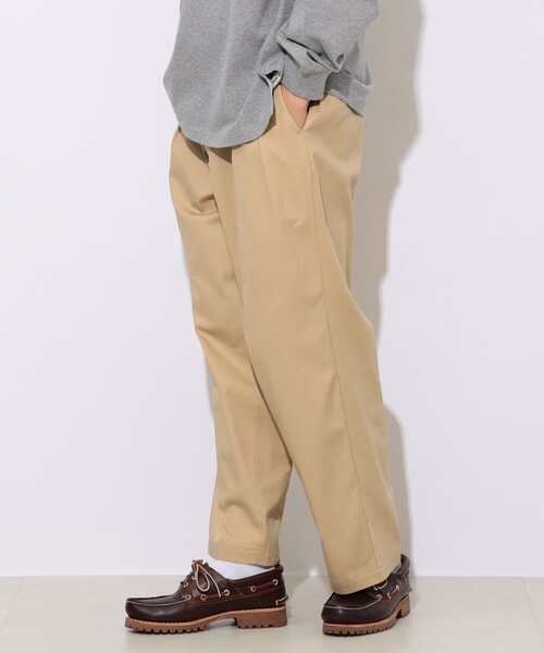BEAMS HEART（ビームスハート）の「2タック ワイド チノ パンツ（チノパンツ・メンズ・ベージュ/オリーブ・MEDIUM/LARGE/SMALL）」の6枚目の写真