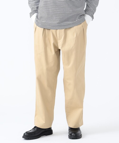 Beams 別注 Comoli 2タック ワイドテーパード チノパン パンツ BEAMS HEART（ビームスハート）の「2タック ワイド チノ パンツ