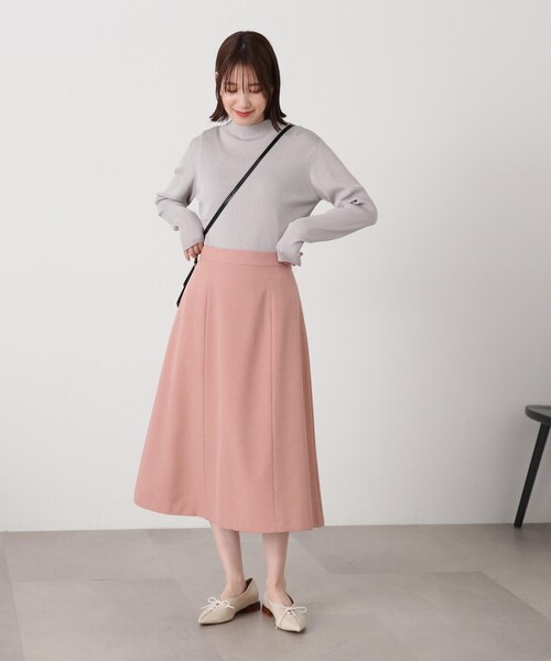 N.(N. Natural Beauty Basic)(エヌエヌナチュラルビューティーベーシック)の「◆リブハイネックコンパクトニット(ニット/セーター・レディース・イエロー/グレー/オフホワイト・MEDIUM)」の11枚目の写真