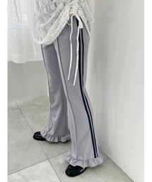 WC | 2ラインフリルフレアパンツ(その他パンツ)