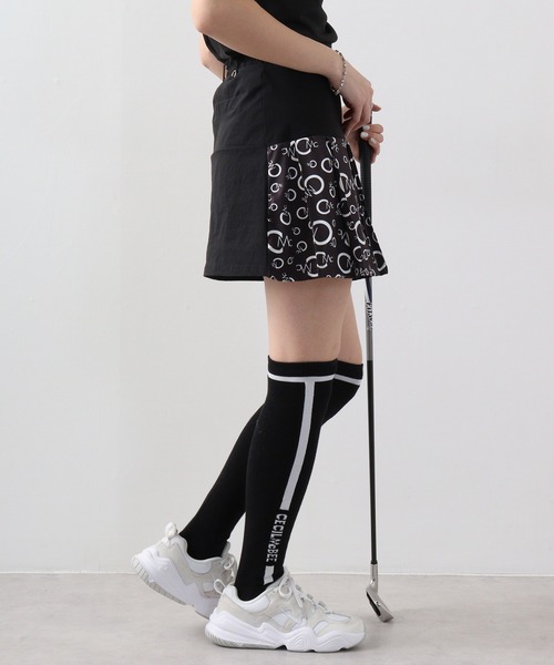 CECIL McBEE(セシルマクビー)の「切り替えプリントプリーツスカート(スカート・レディース・ブラック/ホワイト・1/2)」の6枚目の写真