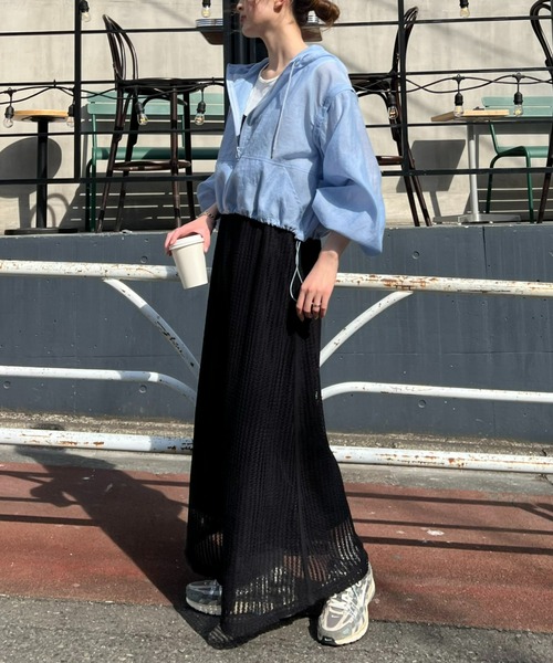 CIAOPANIC TYPY（チャオパニックティピー）の「【マルチウェイ】クロップド丈光沢シアーナイロンアノラック（ナイロンジャケット・レディース・ブラック/ベージュ/ホワイト/サックスブルー・ONE SIZE）」の18枚目の写真