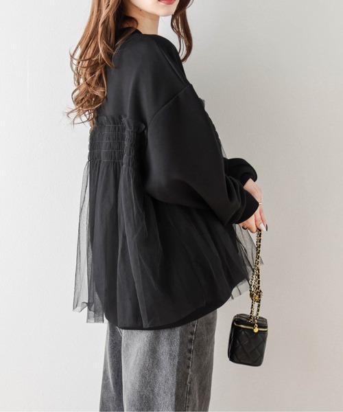 AMELY(エミリー)の「チュールドッキングプルオーバー(シャツ/ブラウス・レディース・ブラック/グレイッシュベージュ/ホワイト・フリー)」の14枚目の写真