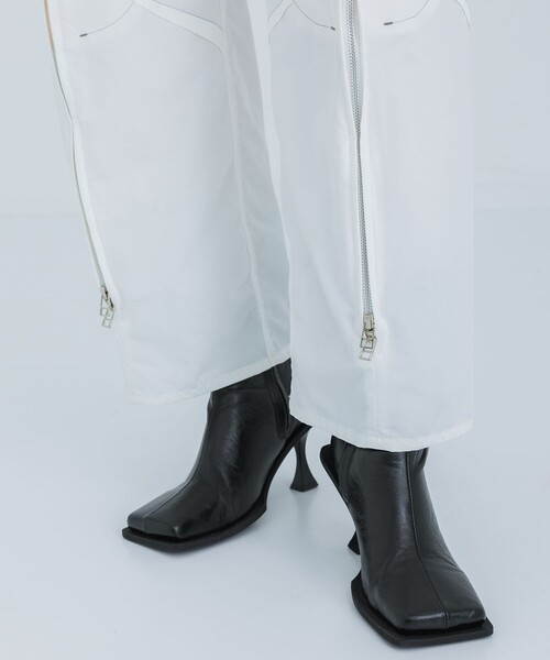 YOHEI OHNO（ヨウヘイオオノ）の「【YOHEI OHNO/ヨウヘイオオノ】《STUDIOUS別注》パデッドトラウザーパンツ（その他パンツ・レディース・ホワイト/ブラック・36/38）」の17枚目の写真