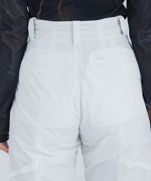 YOHEI OHNO（ヨウヘイオオノ）の「【YOHEI OHNO/ヨウヘイオオノ】《STUDIOUS別注》パデッドトラウザーパンツ（その他パンツ・レディース・ホワイト/ブラック・36/38）」の6枚目の写真
