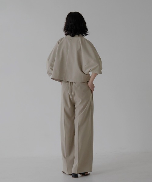まりっぺ kermu ベージュ コクーンボタン付きジャケット AMBIDEX Store 〇WAAN JACQUARD ハーフジップブルゾン(F GRAY