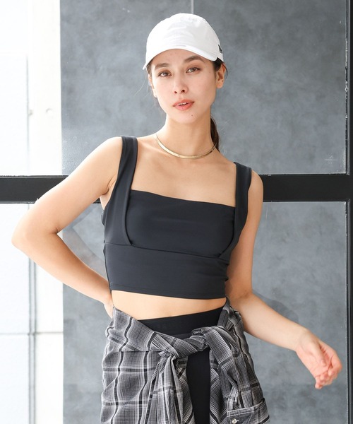 HEREIAM(ヘレイアム)の「【HEREIAM】吸水速乾&UVカット/フロントスクエアブラトップ(その他トップス・レディース・ホワイト/ブラック・SMALL/MEDIUM)」の11枚目の写真