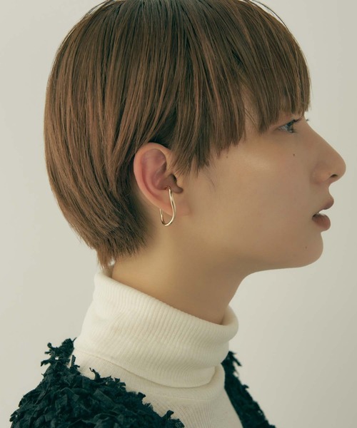 GOLDY(ゴールディ)の「スウィング ライン パール イヤーカフ(イヤーカフ・レディース・ゴールド/シルバー系その他/ゴールド系その他/シルバー・FREE)」の11枚目の写真