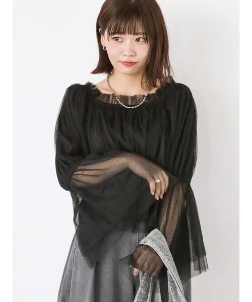 ehka sopo(エヘカソポ)の「ショート丈チュールブラウス(シャツ/ブラウス・レディース・オフホワイト/ブラック/サックスブルー・F)」の1枚目の写真