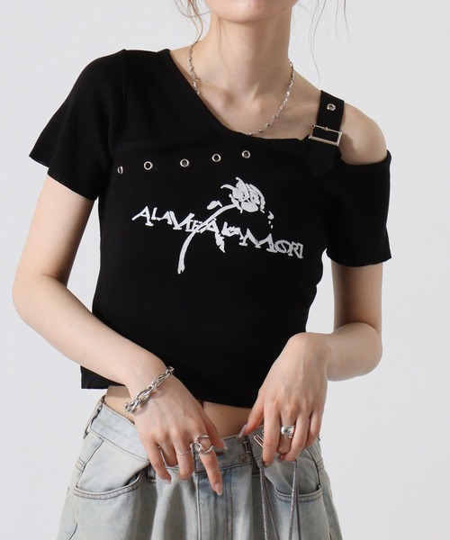 FUNALIVE(ファンアライブ)の「ショルダーデザインベルトクロップド丈バラモチーフ半袖カットソー(Tシャツ/カットソー・レディース・ブラック/ホワイト・FREE)」の9枚目の写真