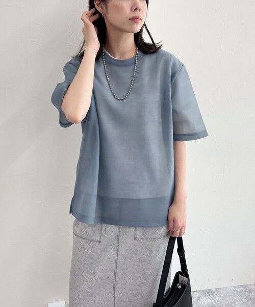 fredy emue（フレディエミュ）の「シアーダンボールトップス（Tシャツ/カットソー・レディース・グレイッシュベージュ/ブラック/グレイッシュブルー・38）」の10枚目の写真