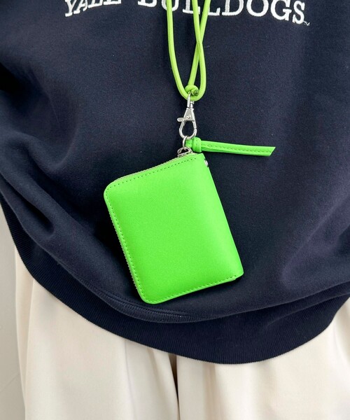 fredy emue(フレディエミュ)の「ストラップ付蛍光レザーウォレット(財布・レディース・オレンジ/イエロー/ライトグリーン/ピンク・FREE)」の9枚目の写真