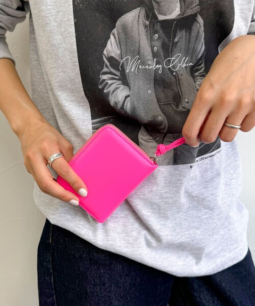 fredy emue(フレディエミュ)の「ストラップ付蛍光レザーウォレット(財布・レディース・オレンジ/イエロー/ライトグリーン/ピンク・FREE)」の19枚目の写真