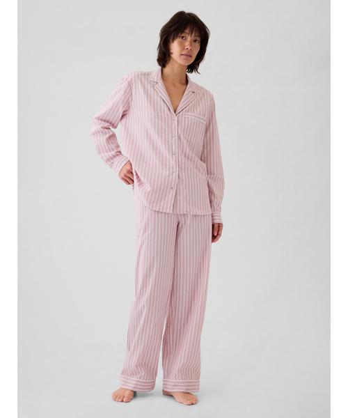 ミュウミュウ」新作アンダーウェアを発売、ロゴを施したブラやボクサー