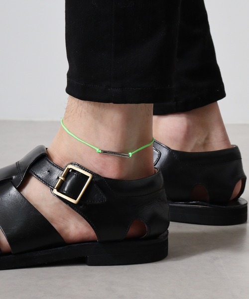 FUNALIVE（ファンアライブ）の「チャームアンクレット（アンクレット・メンズ・オレンジ系/イエロー系/ブルー系/ライトオレンジ系/レッド系3/レッド系2/レッド系1/ターコイズブルー系/ネイビー系3/ライトグリーン系3/ライトグリーン系2/ブラウン系2/ブラウン系1/ホワイト系/ネイビー系1/ライトグリーン系1/ダークグリーン系/ベージュ系2/ブラウン系4/ライトグレー系2/ブラック系3/ブラック系1/ネイビー系2/ベージュ系1/ブラウン系3/グレー系/ライトグレー系1/ブラック系4/ブラック系2・F）」の16枚目の写真