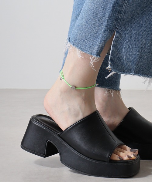 FUNALIVE（ファンアライブ）の「チャームアンクレット（アンクレット・メンズ・オレンジ系/イエロー系/ブルー系/ライトオレンジ系/レッド系3/レッド系2/レッド系1/ターコイズブルー系/ネイビー系3/ライトグリーン系3/ライトグリーン系2/ブラウン系2/ブラウン系1/ホワイト系/ネイビー系1/ライトグリーン系1/ダークグリーン系/ベージュ系2/ブラウン系4/ライトグレー系2/ブラック系3/ブラック系1/ネイビー系2/ベージュ系1/ブラウン系3/グレー系/ライトグレー系1/ブラック系4/ブラック系2・F）」の18枚目の写真